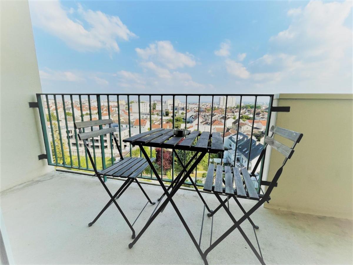 Brossolette Appartement T2 Spacieux Et Lumineux Balcon Vue Degagee Reims Exterior photo