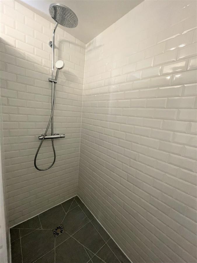 Brossolette Appartement T2 Spacieux Et Lumineux Balcon Vue Degagee Reims Exterior photo